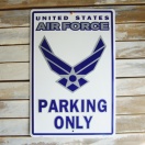 ブリキ看板　U.S.AIRFORCE PARKING ONLY